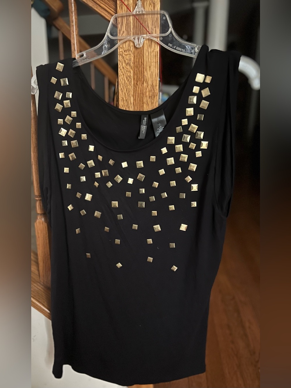 Wbebe Black Tank Top with Gold Square Studs